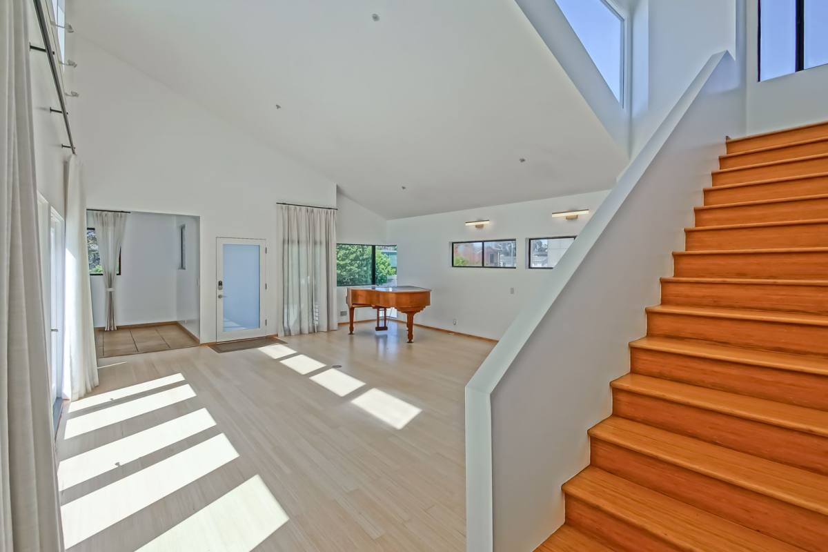 House for rent at 522 Grand Blvd, Venice, CA 90291