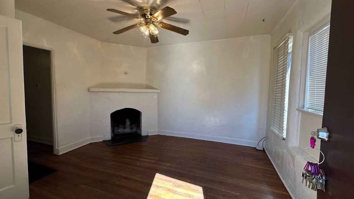 Apartment for rent at 135-141 Yale 2135-2139 Silver, Albuquerque, NM 87106