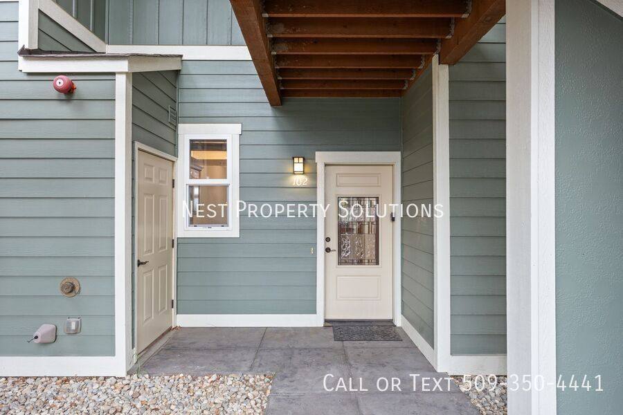 Apartment for rent at 6432 Melby Way NE, Moses Lake, WA 98837