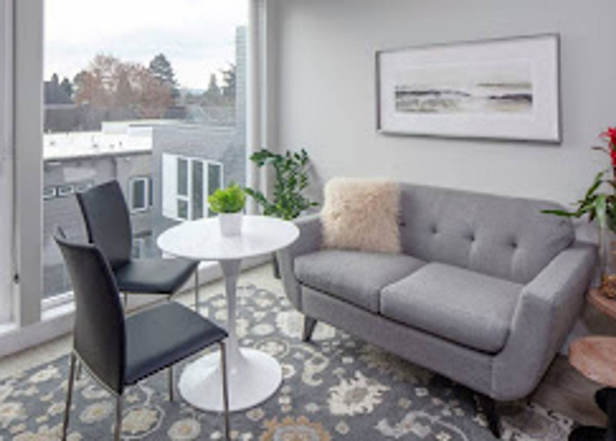 Apartment for rent at 2925 SE Division St, Portland, OR 97202