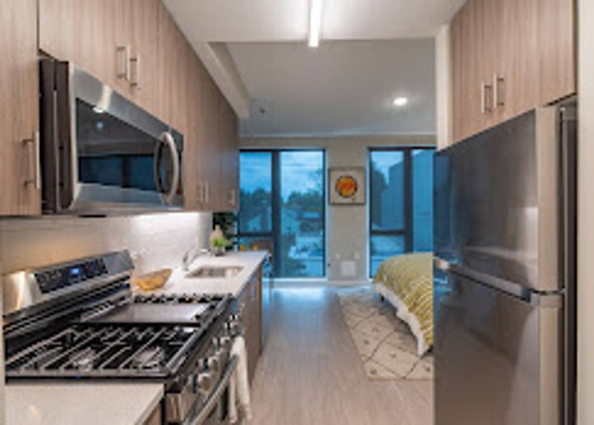Apartment for rent at 2925 SE Division St, Portland, OR 97202