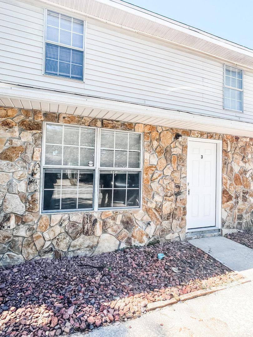 House for rent at 888 Culp Ave, Fort Walton Beach, FL 32547