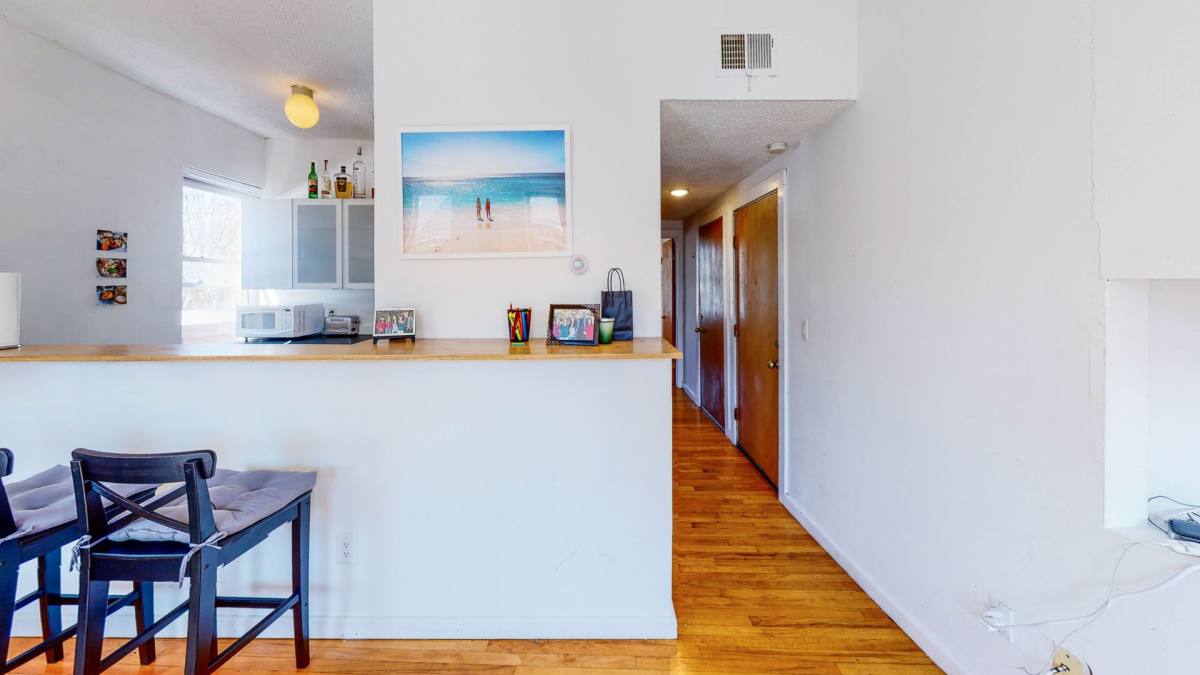 Apartment for rent at 924 State St, New Haven, CT 06511