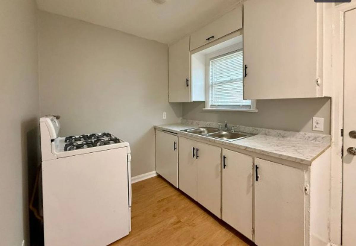 Apartment for rent at 440 N Indiana, Wichita, KS 67214