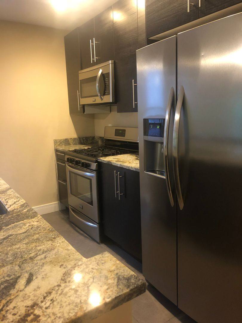 Apartment for rent at 1282 Hunter Ave, Columbus, OH 43201