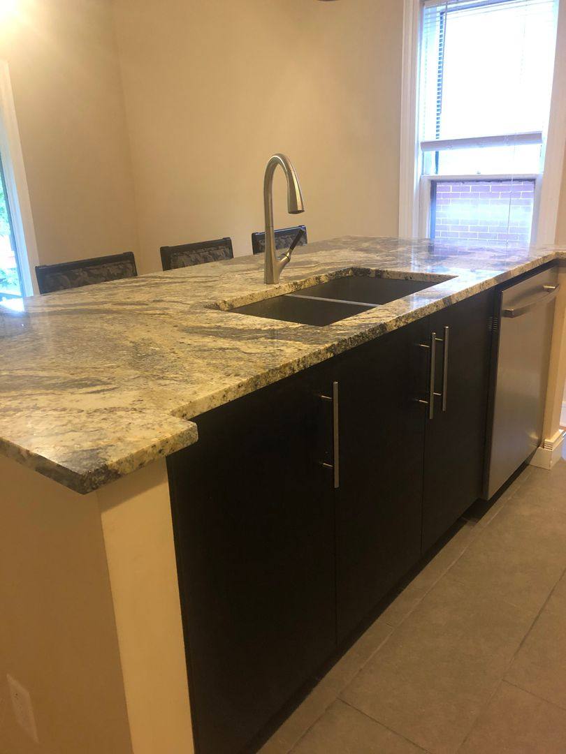 Apartment for rent at 1282 Hunter Ave, Columbus, OH 43201