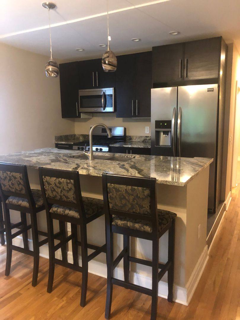 Apartment for rent at 1282 Hunter Ave, Columbus, OH 43201