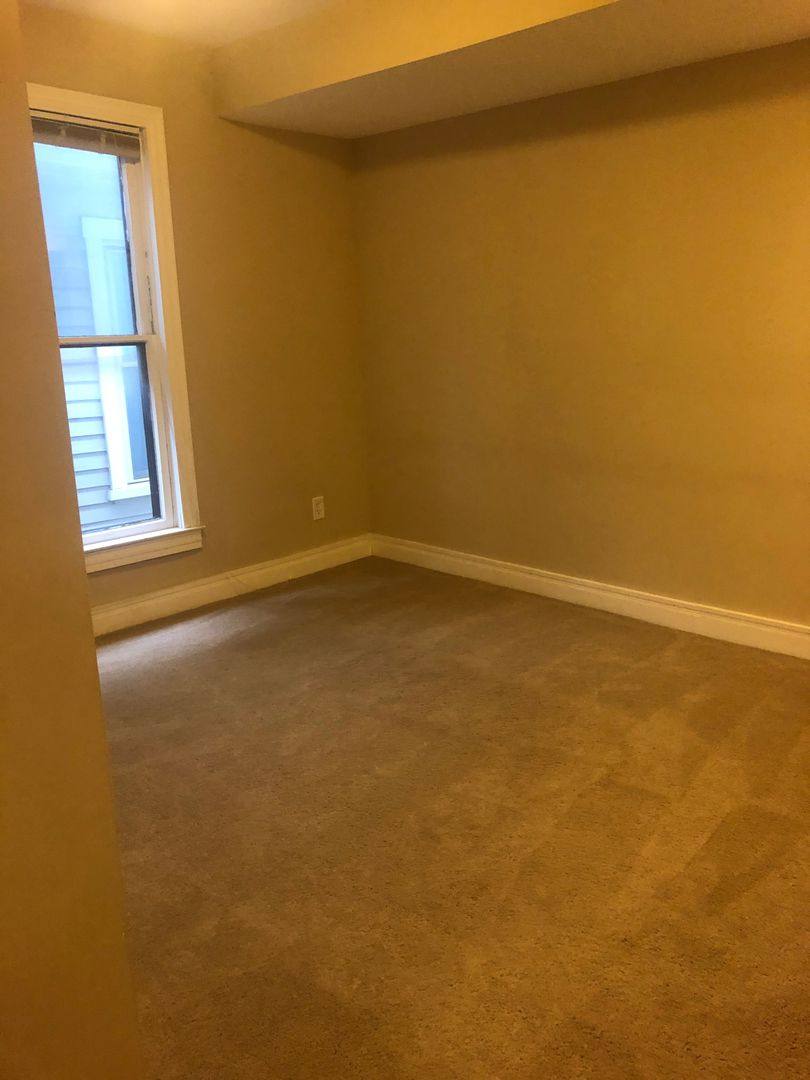 Apartment for rent at 1282 Hunter Ave, Columbus, OH 43201