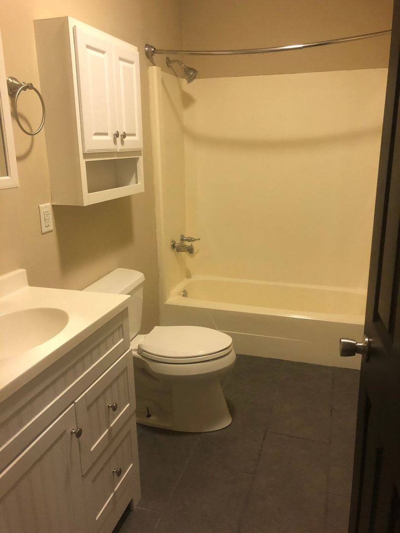 Apartment for rent at 1282 Hunter Ave, Columbus, OH 43201