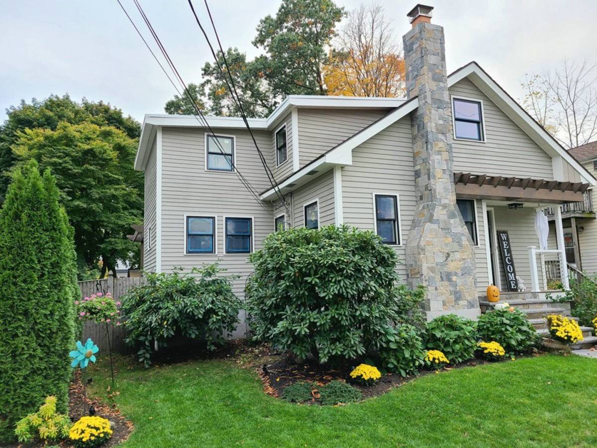 House for rent at 25 Burdette Ave, Framingham, MA 01702