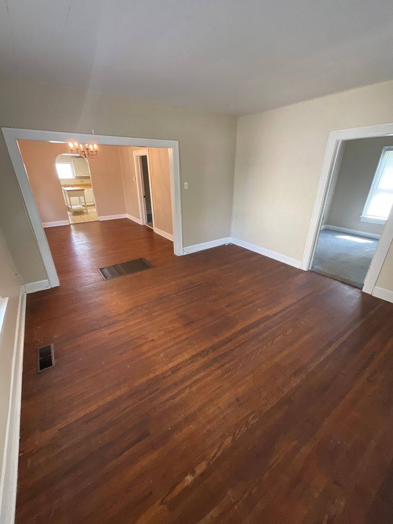 House for rent at 315 E 16th St, Bloomington, IN 47408
