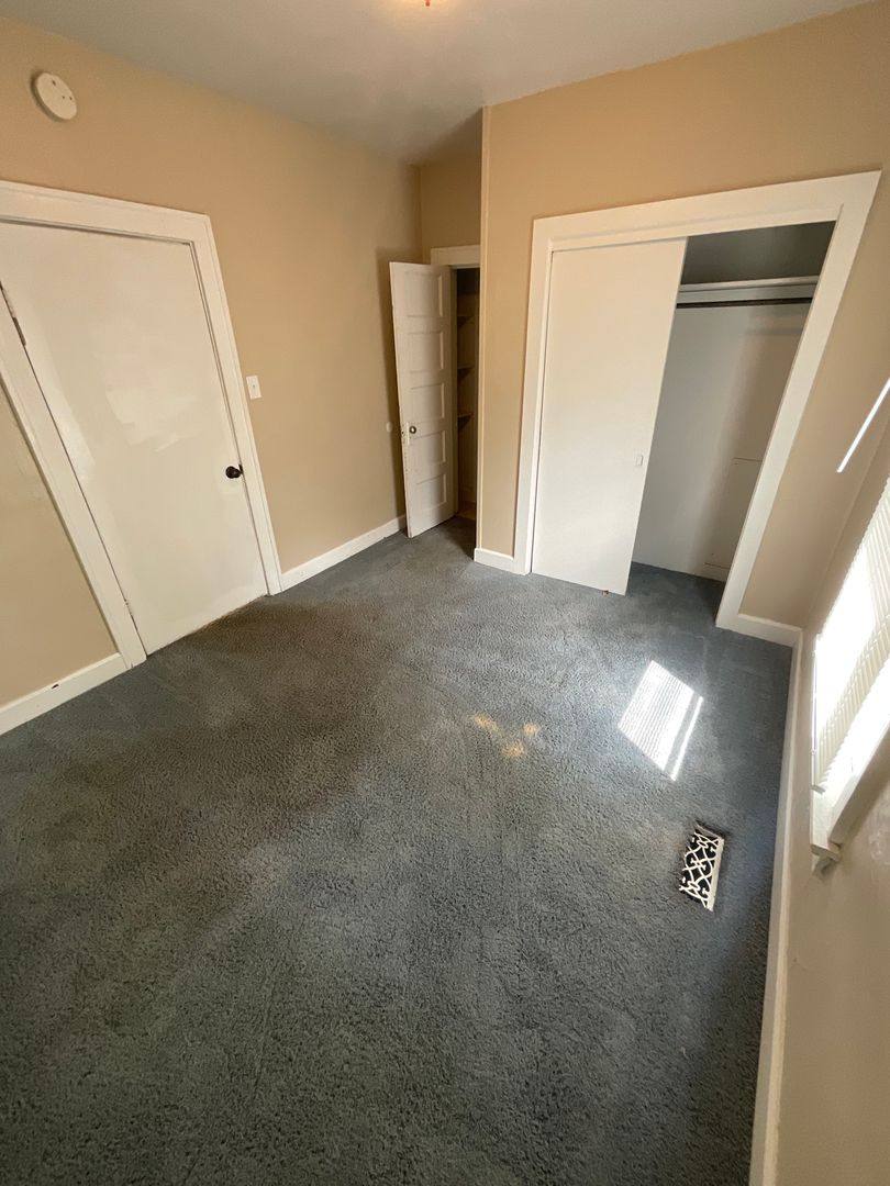 House for rent at 315 E 16th St, Bloomington, IN 47408