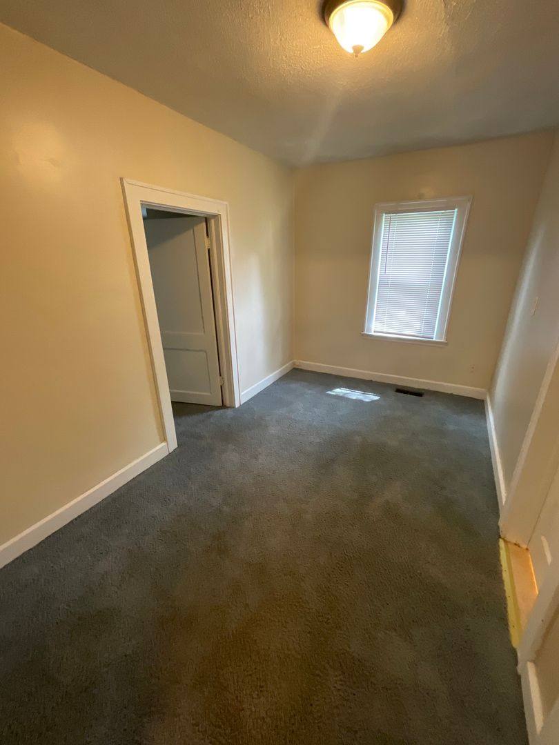 House for rent at 315 E 16th St, Bloomington, IN 47408