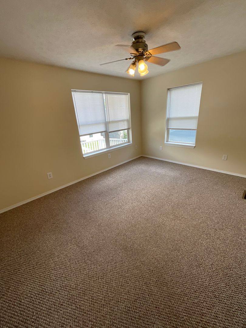 Townhouse for rent at 320 E 10th St, Bloomington, IN 47408