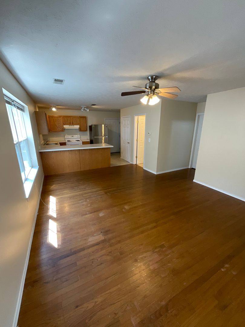 Townhouse for rent at 320 E 10th St, Bloomington, IN 47408