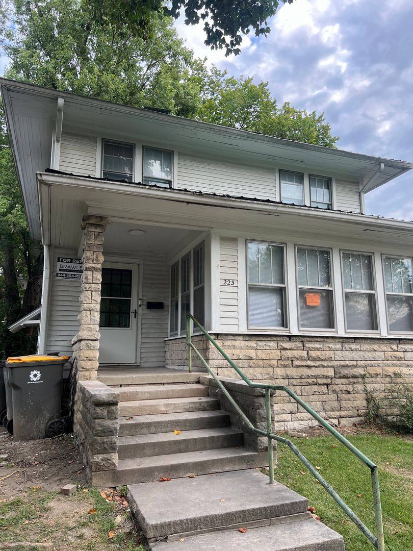 House for rent at 223 E 8th St, Bloomington, IN 47408
