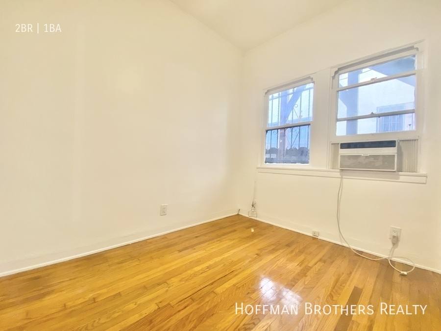 Apartment for rent at 641 N Spaulding Ave, Los Angeles, CA 90036
