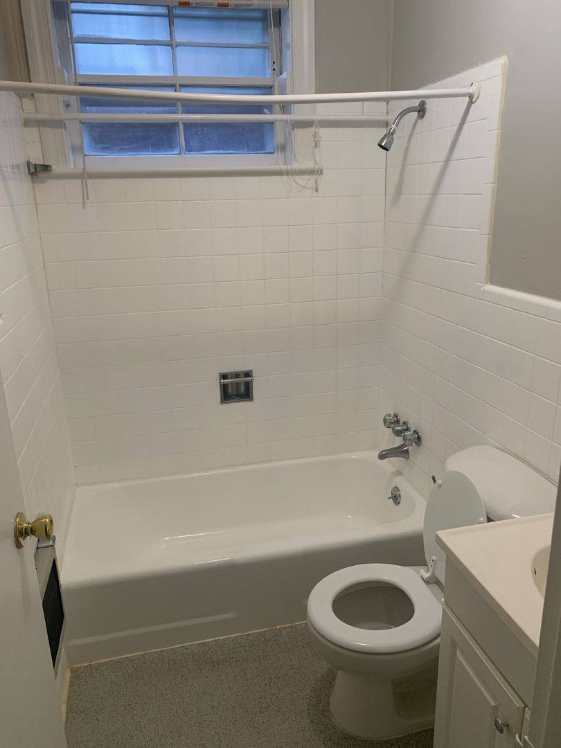 Apartment for rent at 807 W End Blvd, Winston Salem, NC 27101
