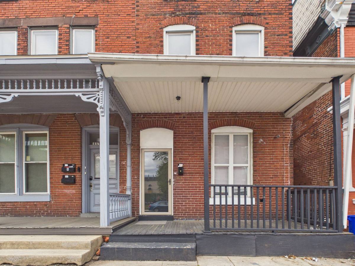 House for rent at 2118 N 4th St, Harrisburg, PA 17102