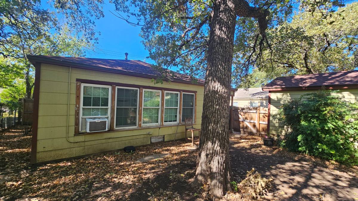 House for rent at 2620 N Elm St, Denton, TX 76201