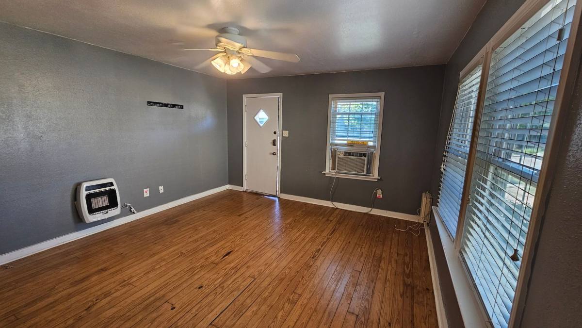 House for rent at 2620 N Elm St, Denton, TX 76201