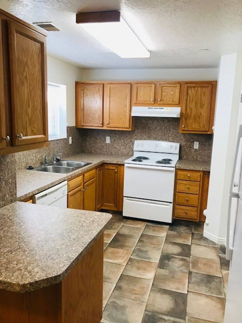 Apartment for rent at 3453 Harrison, Ogden, UT 84403