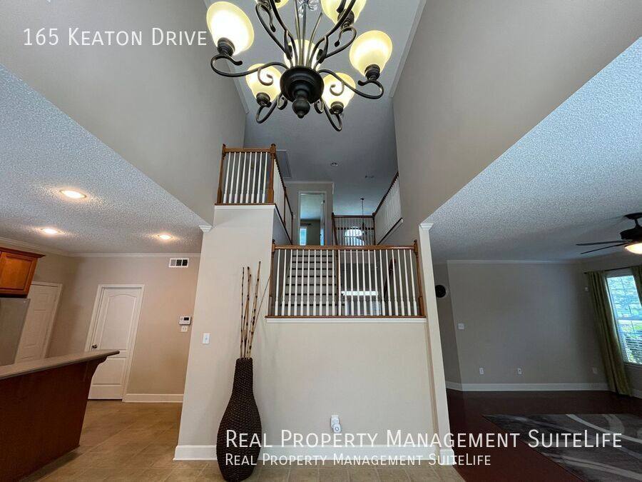 House for rent at 165 Keaton Dr, Fayetteville, GA 30215