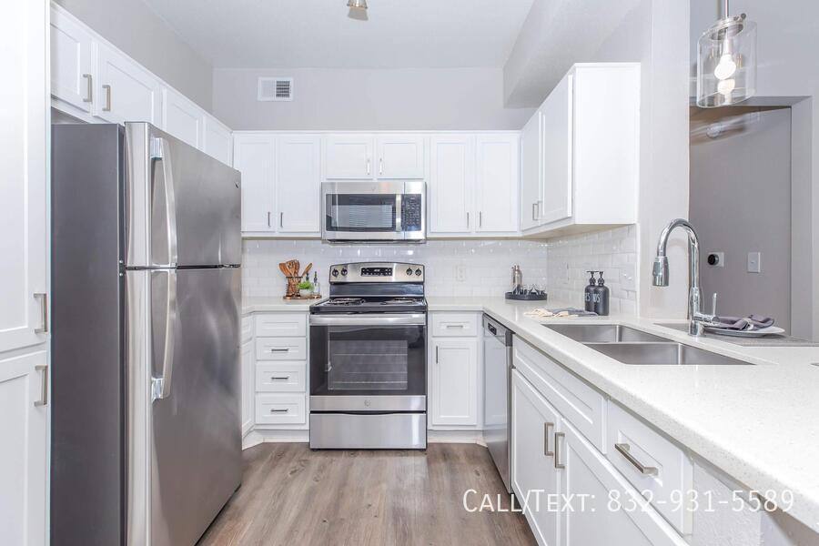 Apartment for rent at 2707 Dunvale Rd #TPPT2, Houston, TX 77063