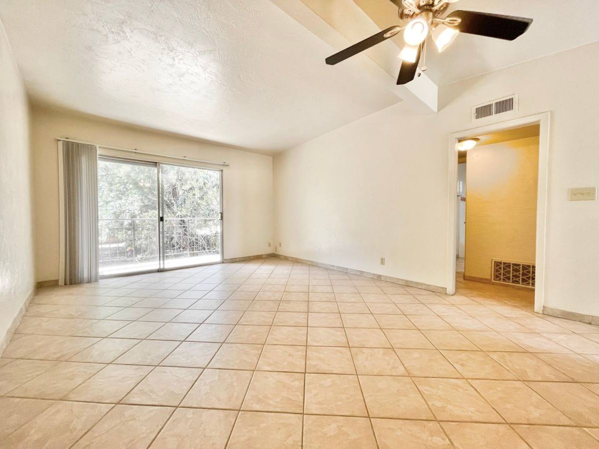 Apartment for rent at 4500 Del Rio Rd, Sacramento, CA 95822