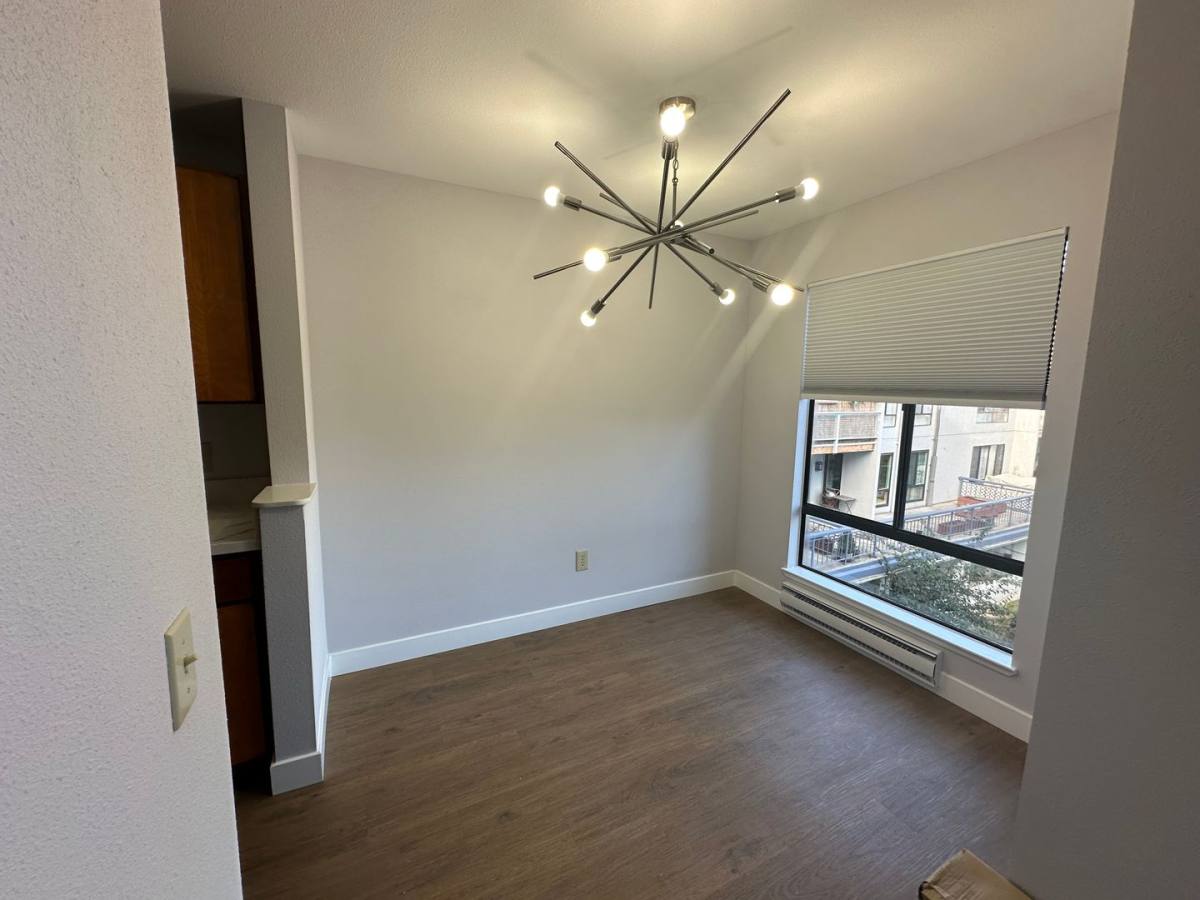 Apartment for rent at 6 Commodore Dr, Emeryville, CA 94608