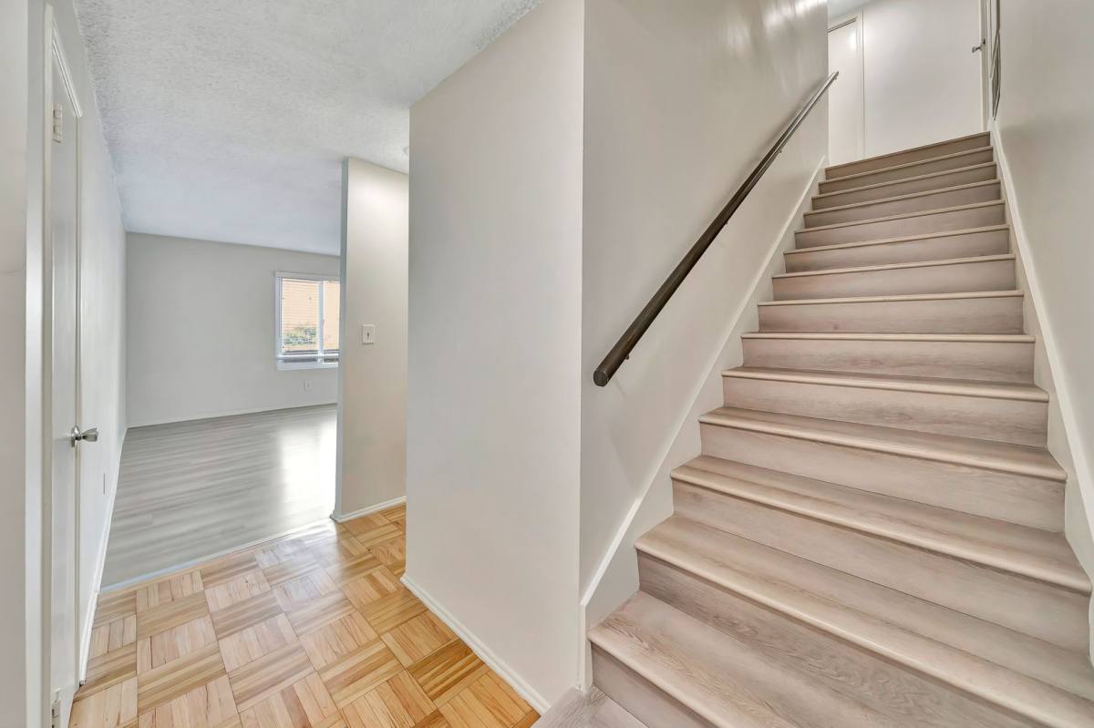 Apartment for rent at 10634 Holman Ave #3, Los Angeles, CA 90024