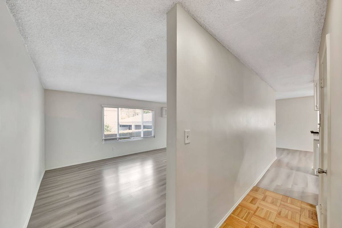 Apartment for rent at 10634 Holman Ave #3, Los Angeles, CA 90024