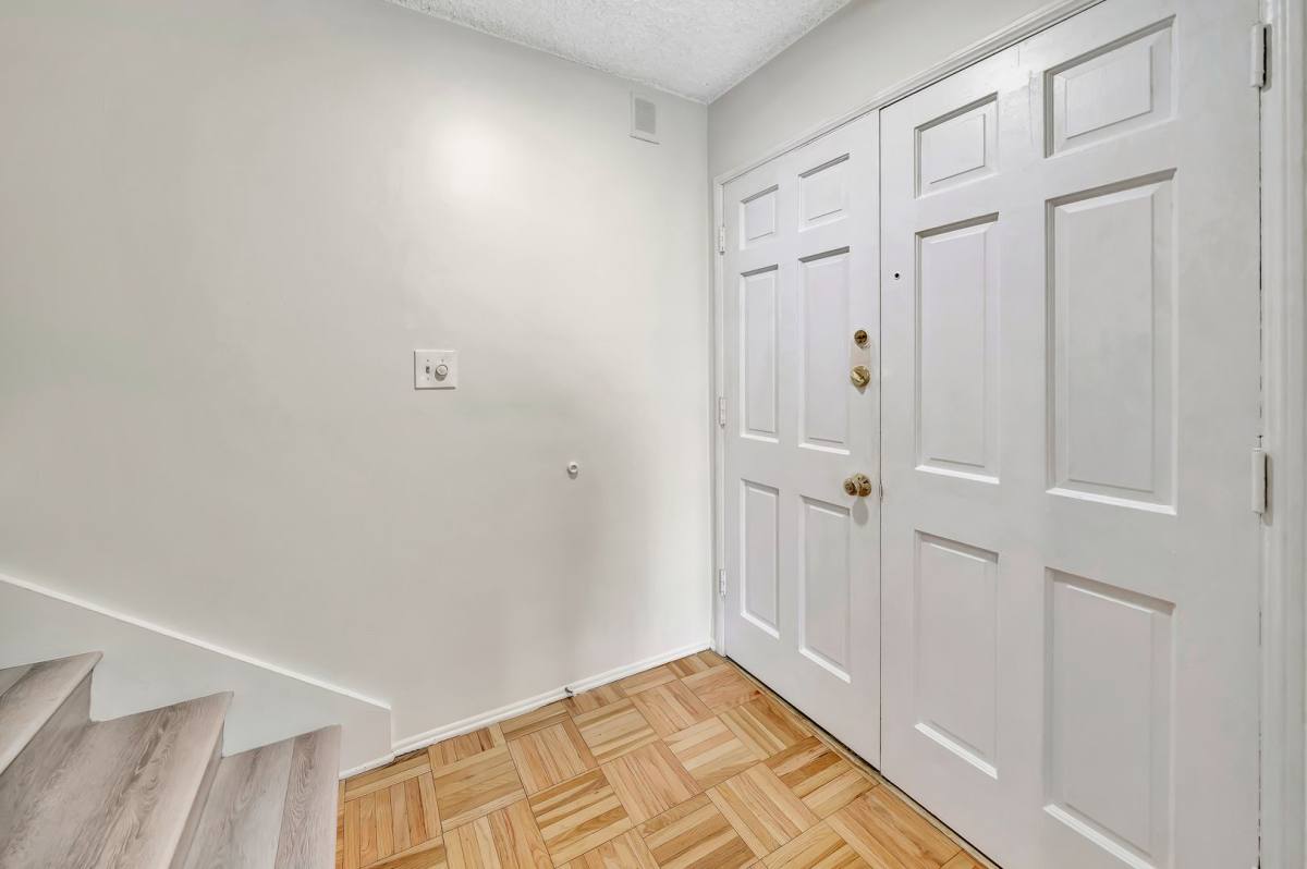 Apartment for rent at 10634 Holman Ave #3, Los Angeles, CA 90024