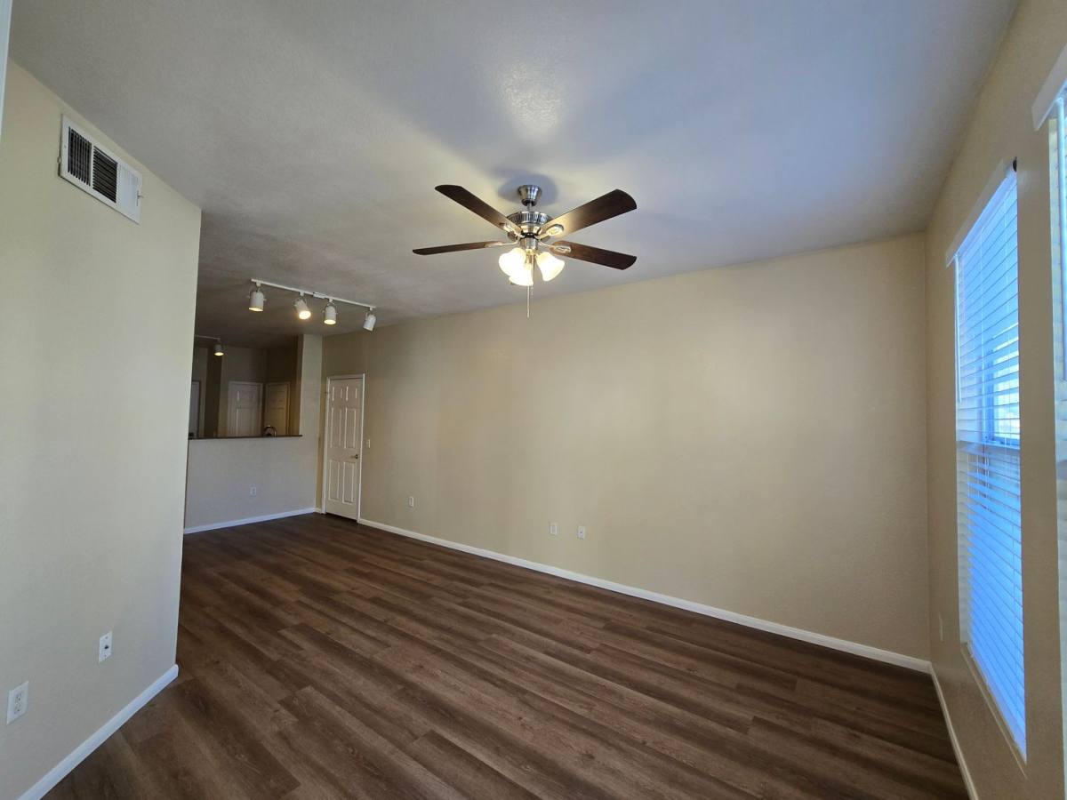 Apartment for rent at 10550 W Alexander Rd, Las Vegas, NV 89129