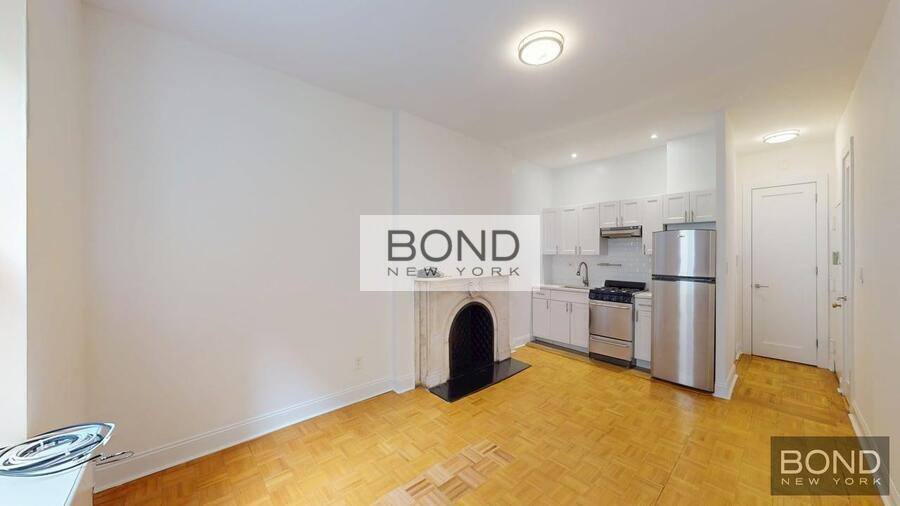 Apartment for rent at 147 E 72nd St #4RS, New York, NY 10021