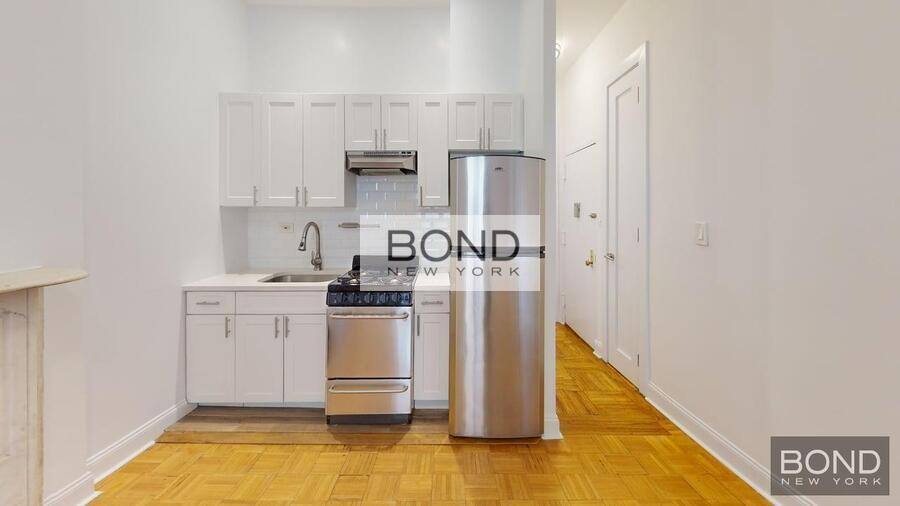 Apartment for rent at 147 E 72nd St #4RS, New York, NY 10021