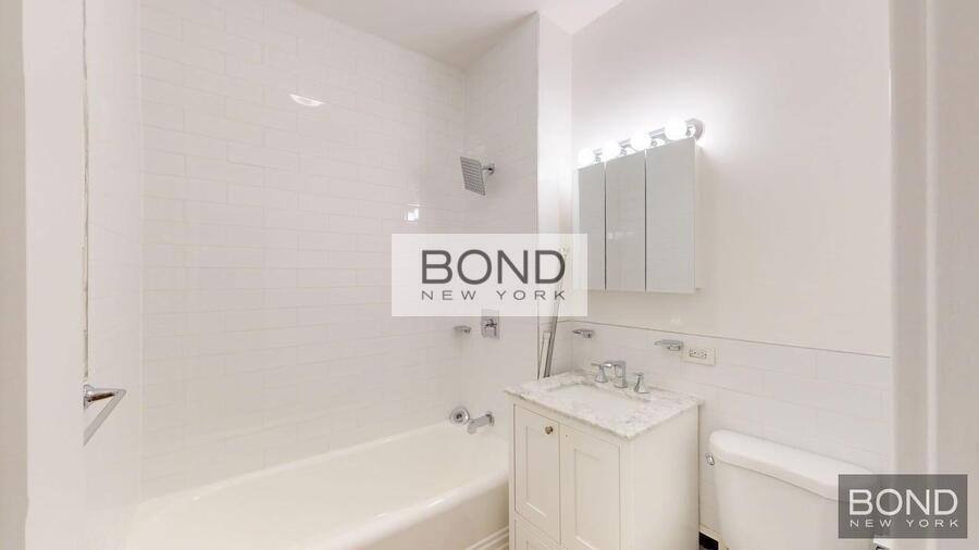 Apartment for rent at 147 E 72nd St #4RS, New York, NY 10021