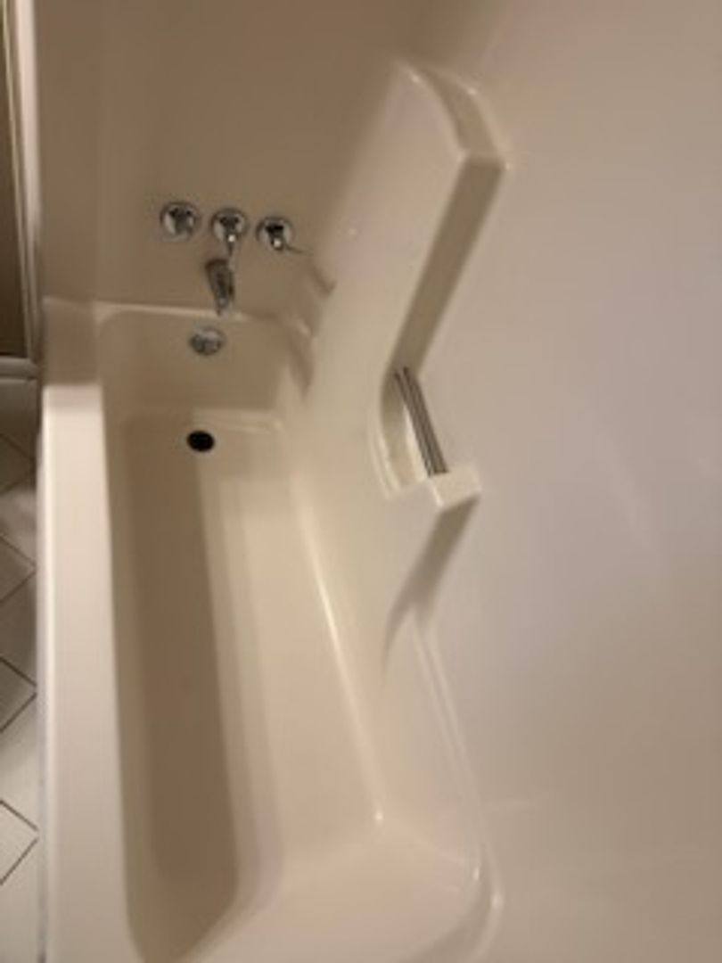 Apartment for rent at 4902 Brookwood Rd, Youngstown, OH 44512