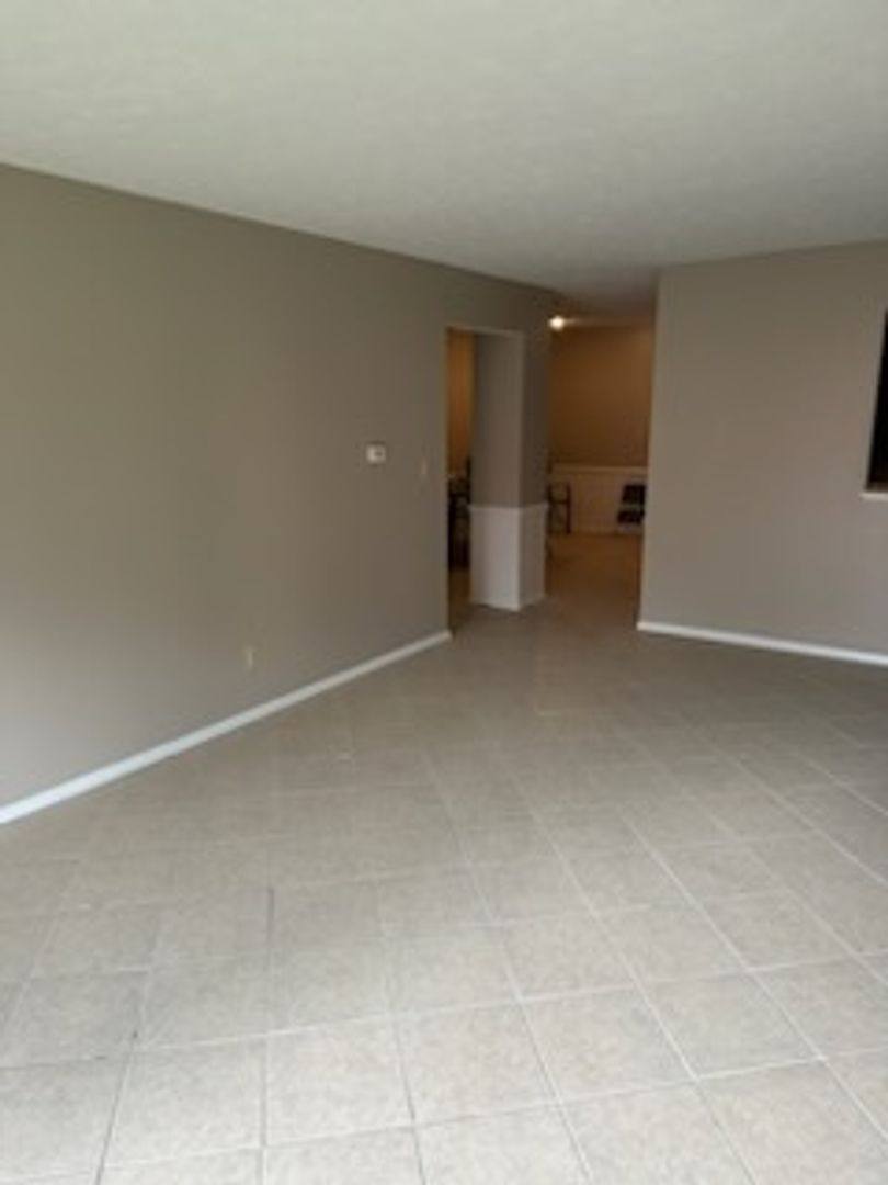 Apartment for rent at 4902 Brookwood Rd, Youngstown, OH 44512
