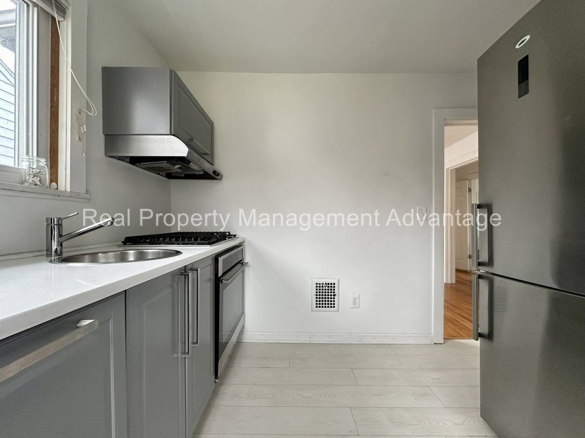Apartment for rent at 316 Spencer, Ferndale, MI 48220