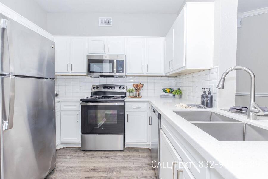 Apartment for rent at 2707 Dunvale Rd #TPPT1, Houston, TX 77063