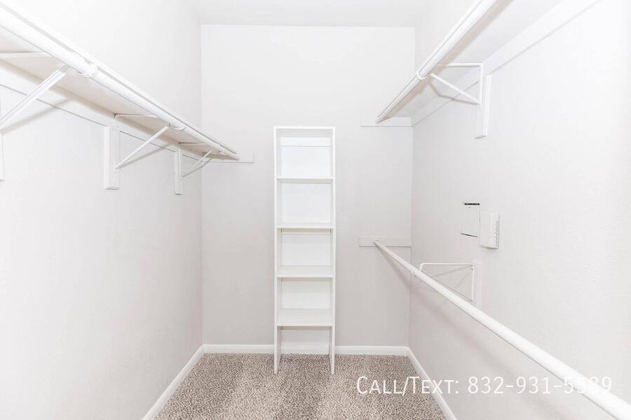 Apartment for rent at 2707 Dunvale Rd #TPPT1, Houston, TX 77063