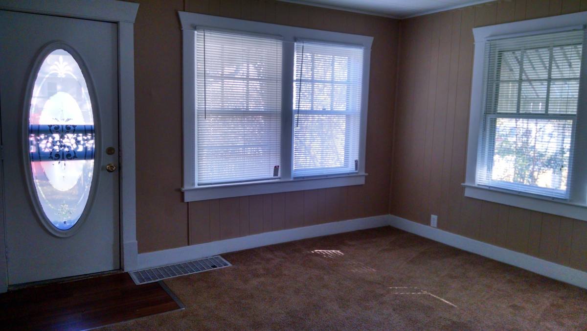 House for rent at 1118 S Pope Ave, Independence, MO 64050