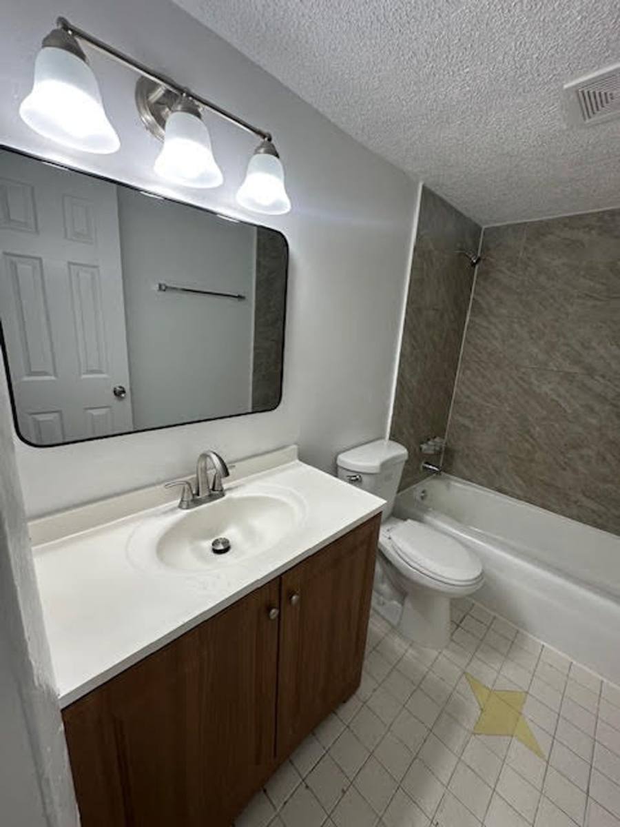 Apartment for rent at 3801 SW 59 Terrace, Fort Lauderdale, FL 33314