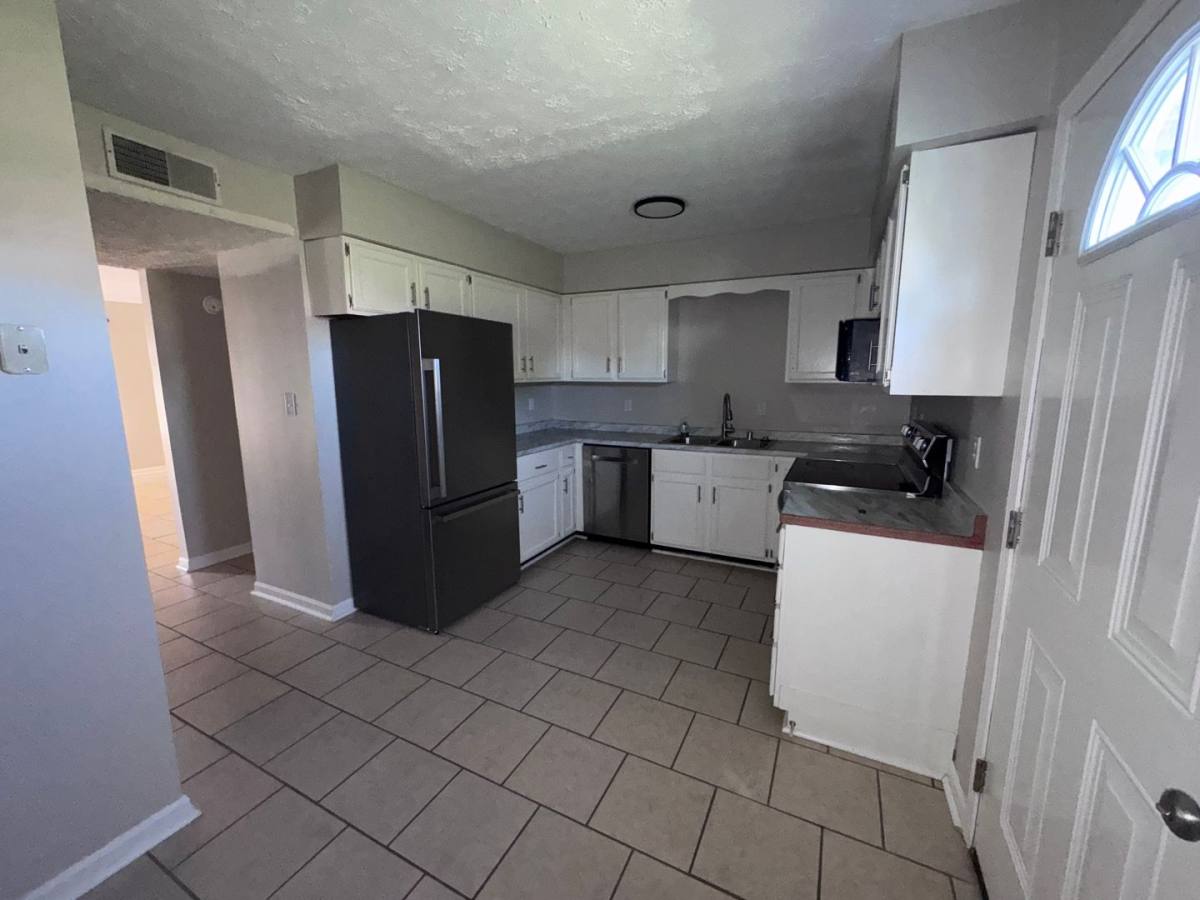 107 Grogan Circle, Paducah, KY 42003 - Apartment for Rent - Image 8