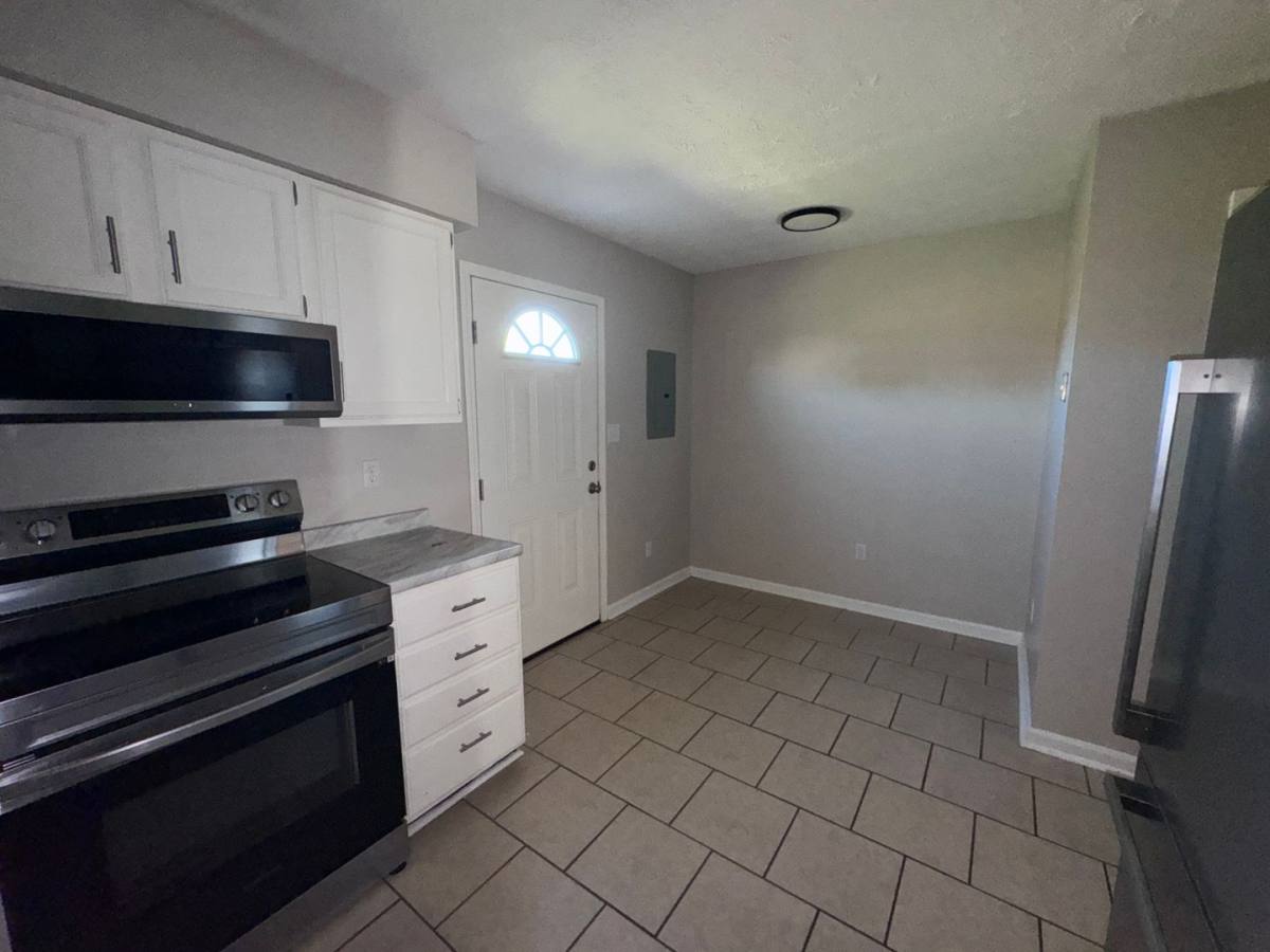 107 Grogan Circle, Paducah, KY 42003 - Apartment for Rent - Image 9