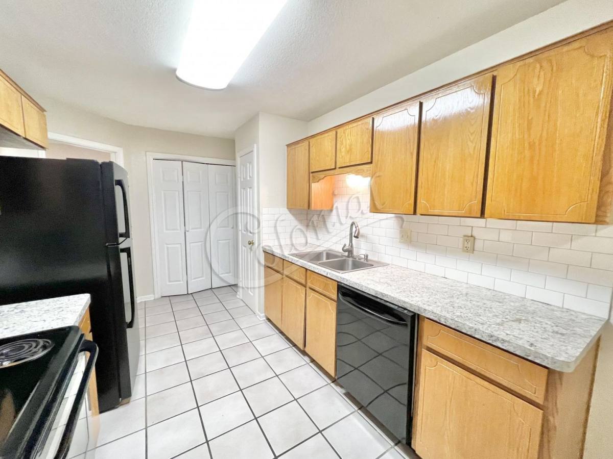 Townhouse for rent at 1004 W Ave, Copperas Cove, TX 76522