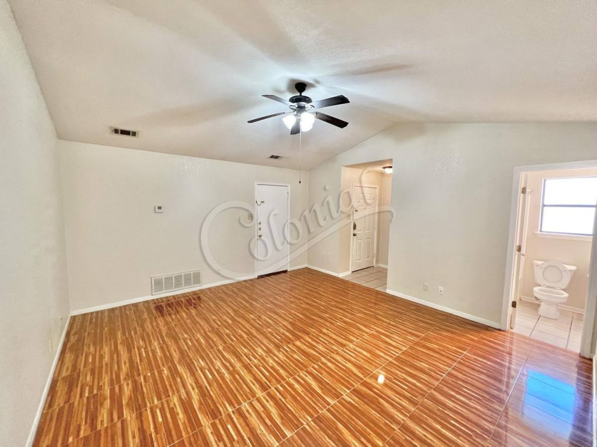Townhouse for rent at 1004 W Ave, Copperas Cove, TX 76522