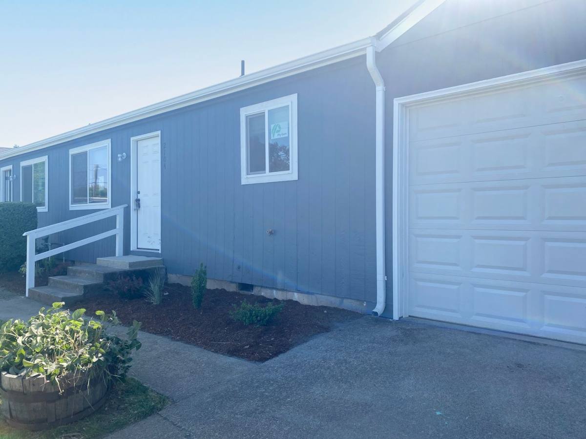 Apartment for rent at 2100 Main St SE, Albany, OR 97322