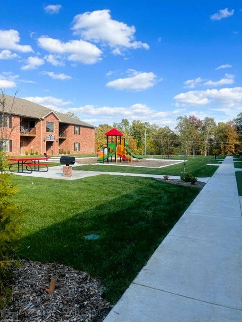 Apartment for rent at 15123 US-Highway, Forsyth, MO 65653